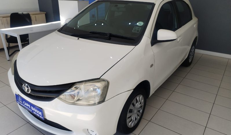 2015 Toyota Etios 1.5 Xi full