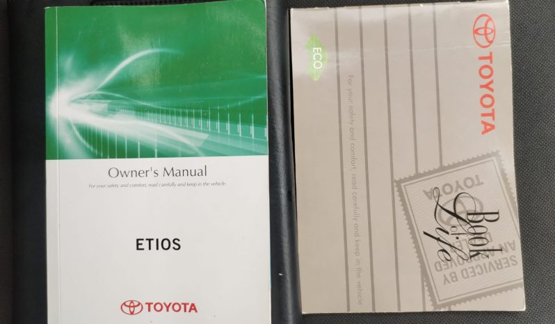 2015 Toyota Etios 1.5 Xi full