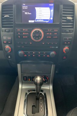 2014 Nissan Pathfinder 3.0 DCI V6 4x4LE Auto full