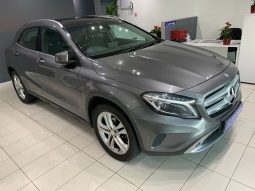 2016 Mercedes-Benz GLA200 A/T